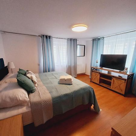 Apartament 2 Sypialnie Z Kuchnia - 200 Metrow Od Morza เมียนซิดดรอแย ภายนอก รูปภาพ
