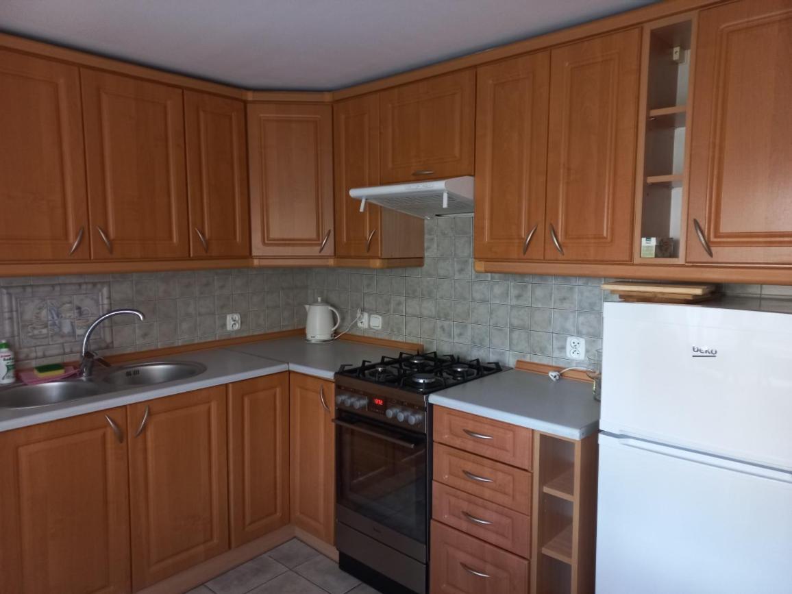 Apartament 2 Sypialnie Z Kuchnia - 200 Metrow Od Morza เมียนซิดดรอแย ภายนอก รูปภาพ
